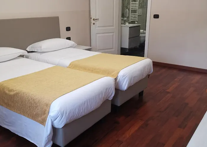 Guesthouse Central Station Group - Via Sammartini 15 Mailand